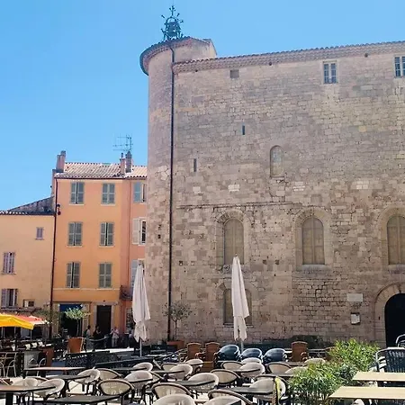 Studio Cosy Avec Deux Velos Coeur De Ville Hyères Exterior foto